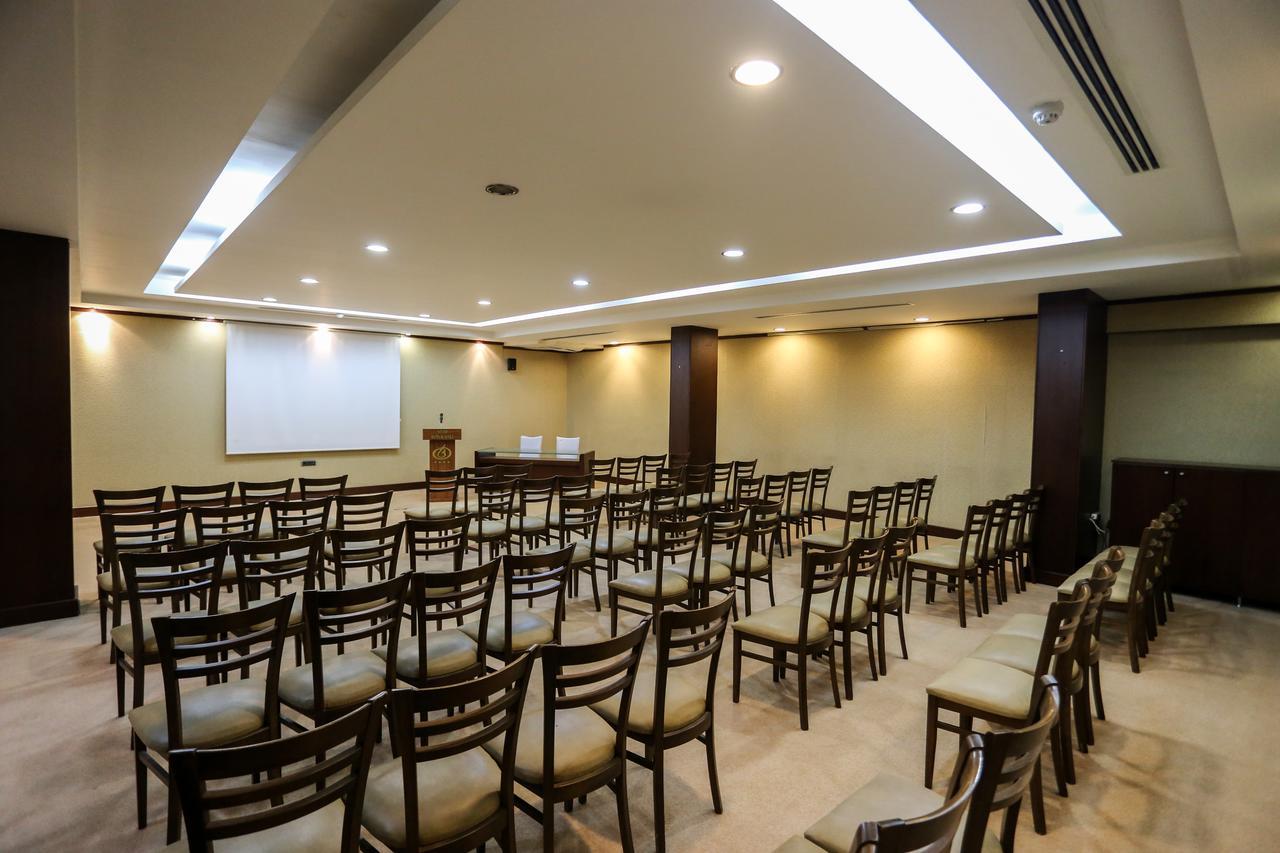 Sivas Bueyuek Hotel Zewnętrze zdjęcie