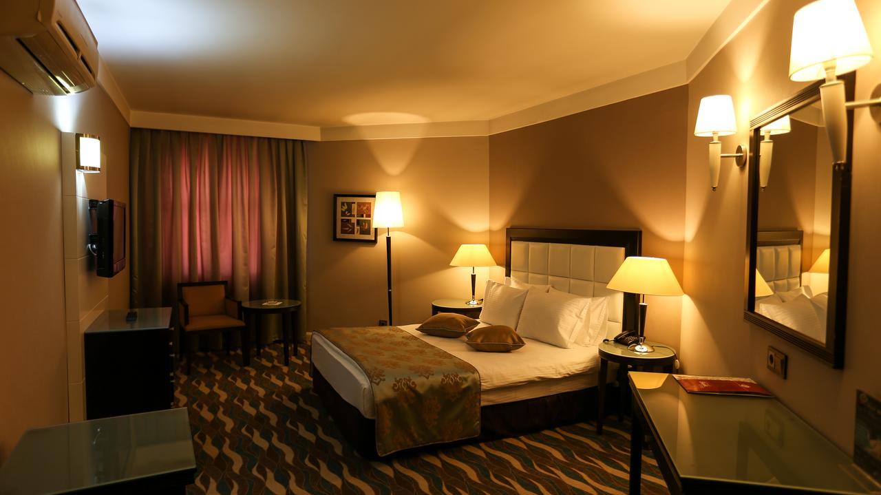 Sivas Bueyuek Hotel Zewnętrze zdjęcie