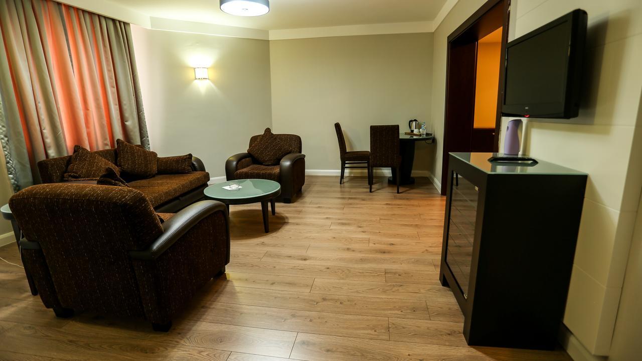 Sivas Bueyuek Hotel Zewnętrze zdjęcie